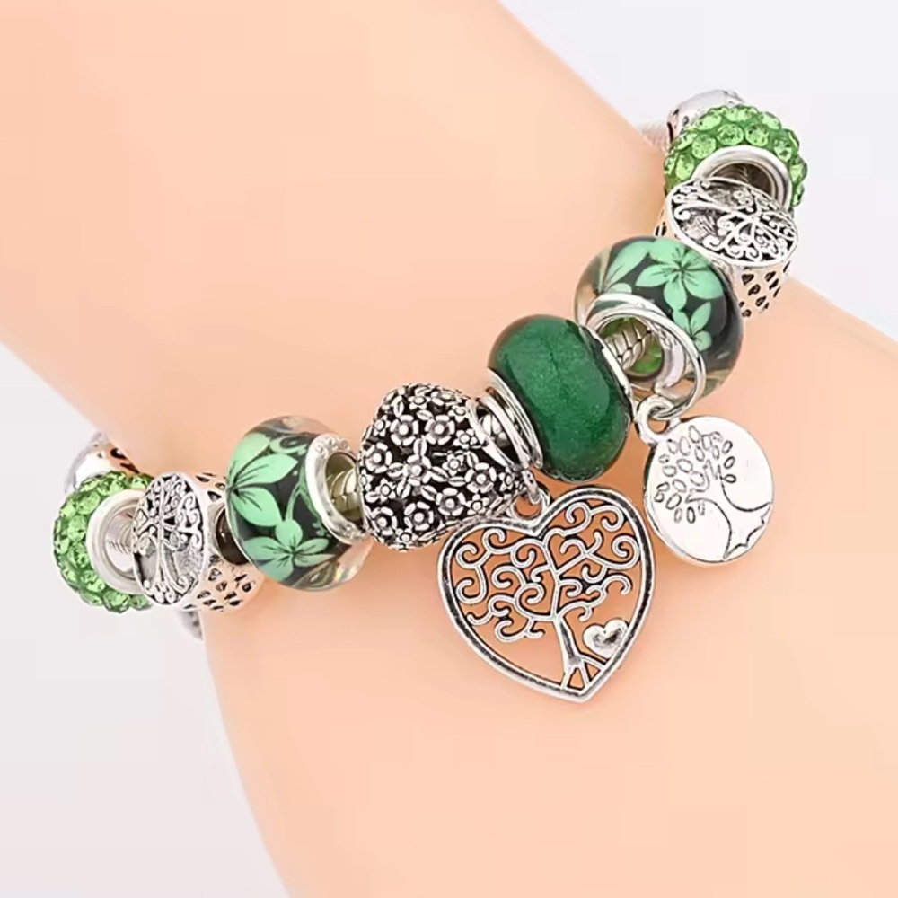 Green Beaded Charm Bracelet with Tree of Life Heart Pendants Boho Silver Emerald